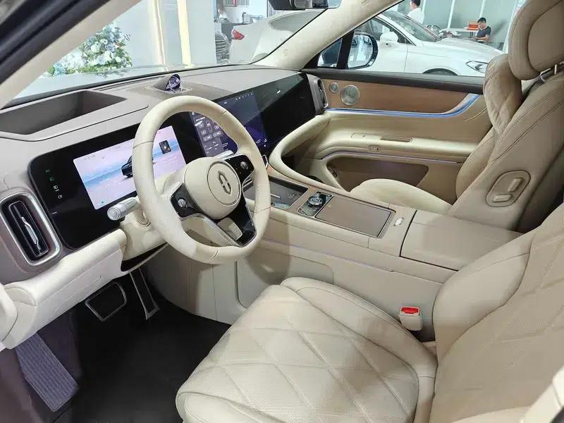 Wenjie M9 2025 Pure Electric Ultra Six-Seat Version (192-line LiDAR) — миниатюра 10