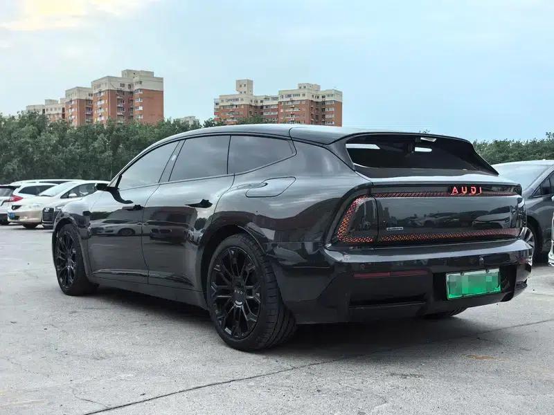 Audi E5 Sportback 2026 Model: quattro Performance Edition — миниатюра 4