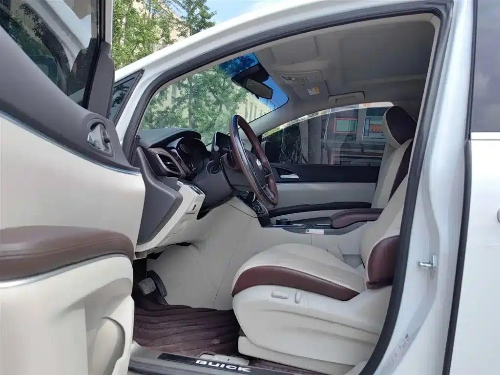 Buick GL8 2021 Land Business Class 652T Comfort — миниатюра 5