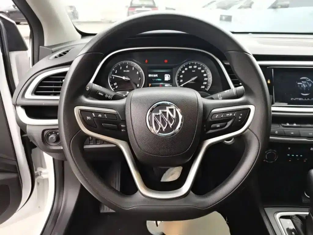 Buick Excelle 2021 Facelift Classic 1.5L Automatic Entry-Level Model — миниатюра 11