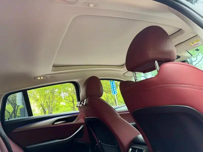 2022 BMW X4 xDrive 25i M Sport Package — миниатюра 17