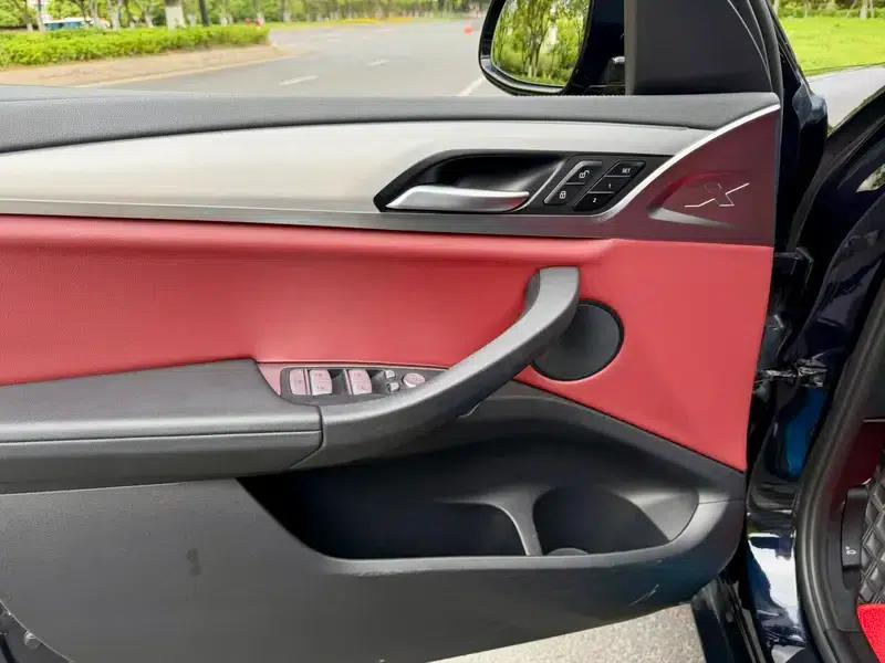 2022 BMW X4 xDrive 25i M Sport Package — миниатюра 9
