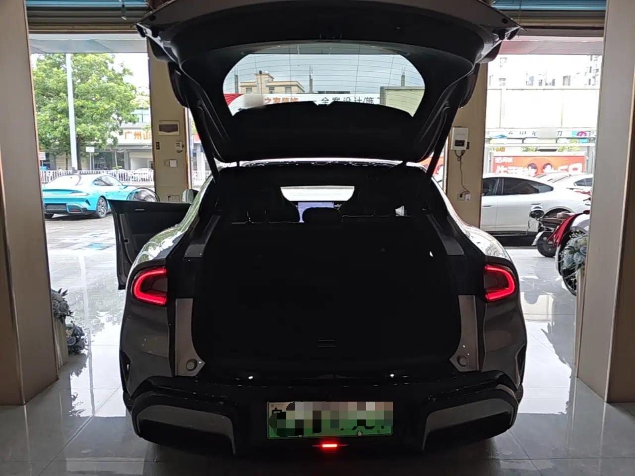 Xiaomi Auto YU7 2025 Ultra-Long Range Rear-Wheel Drive Version — миниатюра 27