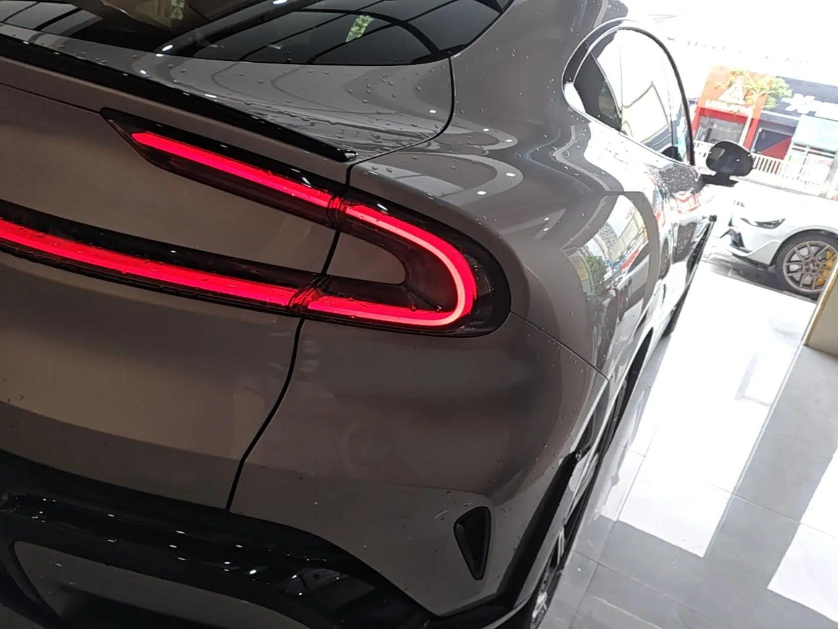 Xiaomi Auto YU7 2025 Ultra-Long Range Rear-Wheel Drive Version — миниатюра 9