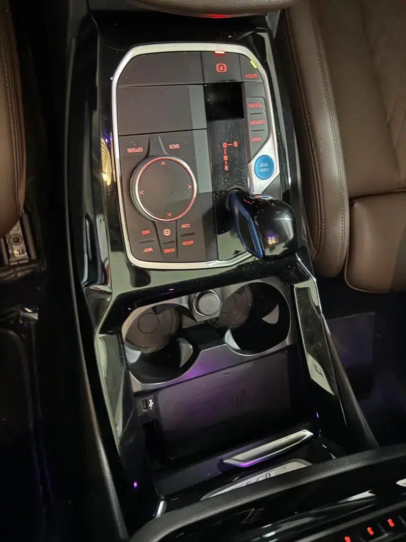 BMW iX3 2022 Leading Edition — миниатюра 5