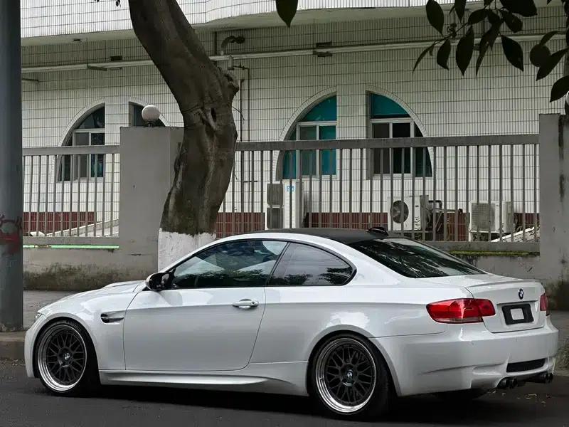 BMW M3 2009 4.0L Manual 4WD 4-Seater Parallel Import — миниатюра 2