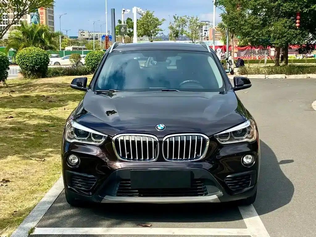 BMW X1 2019 sDrive20Li Leading Edition — миниатюра 3