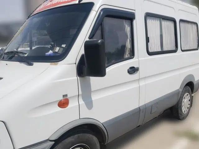 Iveco Power Daily 2013 3.0T-A37 Dual-Purpose Low-Roof F1C Van