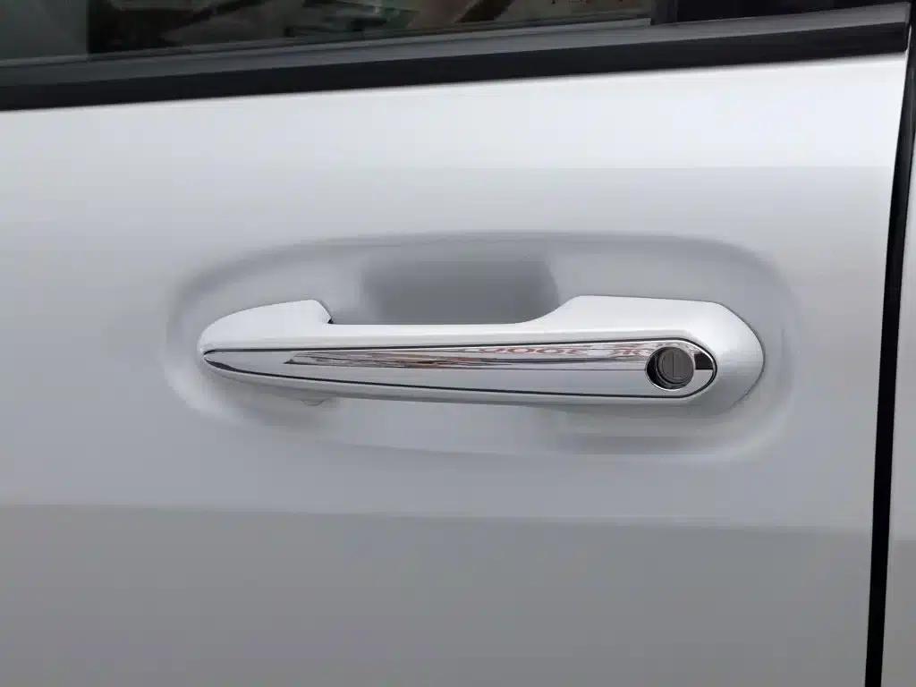 2024 Sienna 2.5L Hybrid Platinum Edition — миниатюра 18
