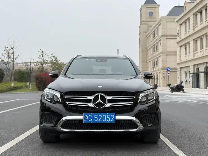 2016 Mercedes-Benz GLC 300 4MATIC Luxury — миниатюра 2
