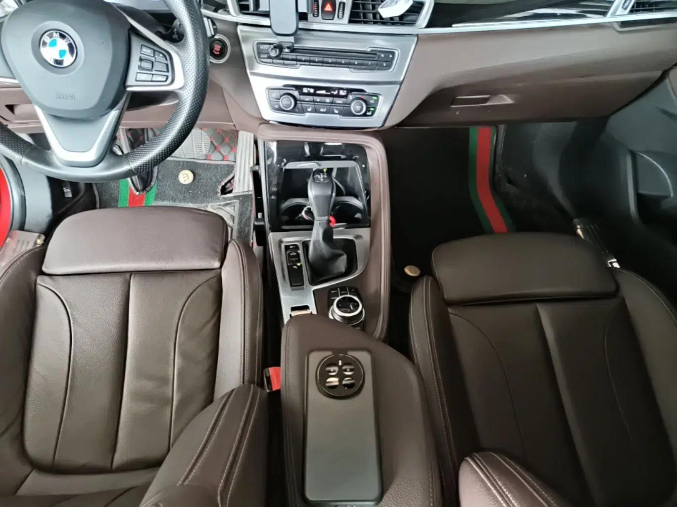 BMW X1 2016 sDrive20Li Luxury Model — миниатюра 16