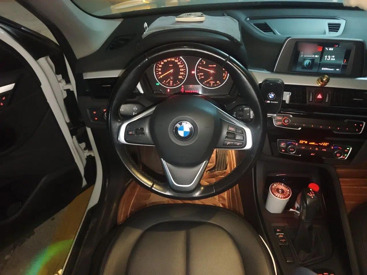 BMW X1 2018 sDrive18Li Fashion Model — миниатюра 10