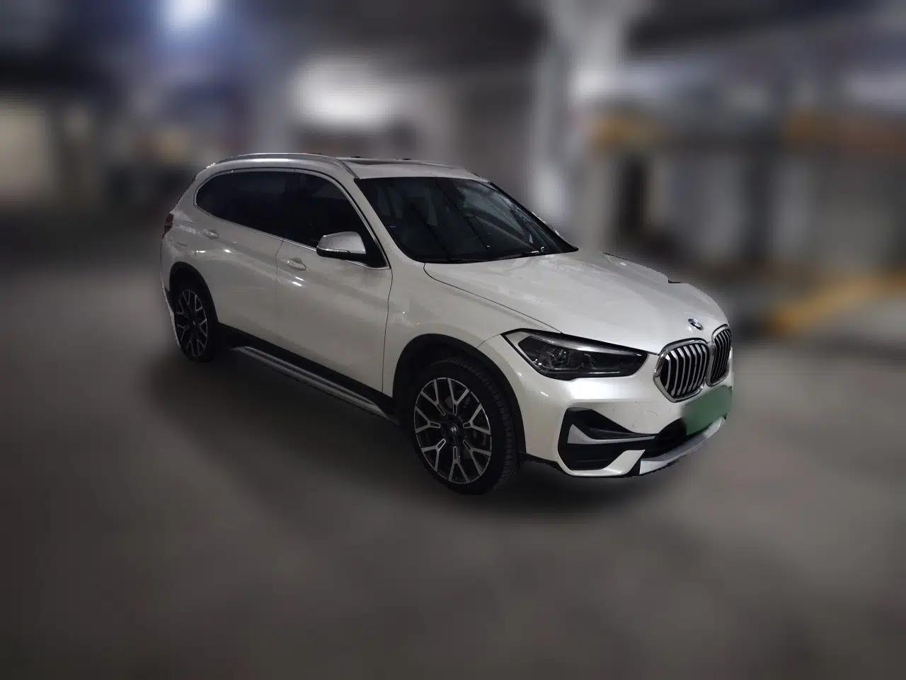 BMW X1 2021 xDrive25Li Luxury Model — миниатюра 3