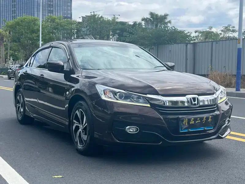 2016 Honda Accord 2.0L Comfort Edition — миниатюра 3