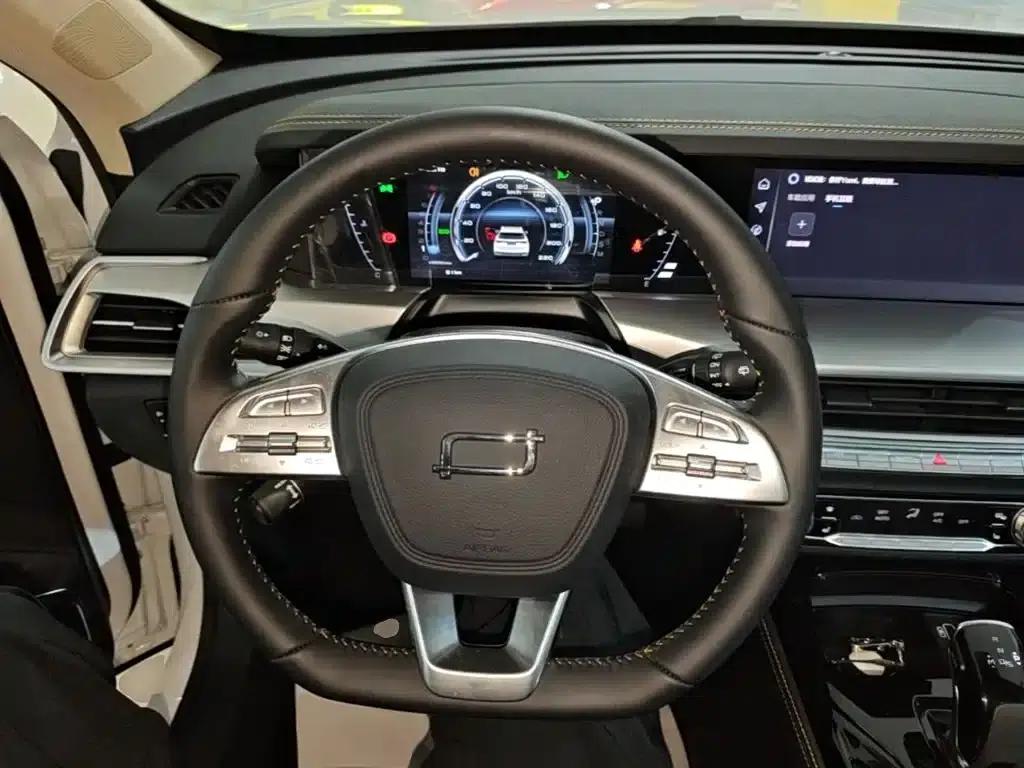 Bestune T77 2023 1.5T Automatic Luxury Edition — миниатюра 11