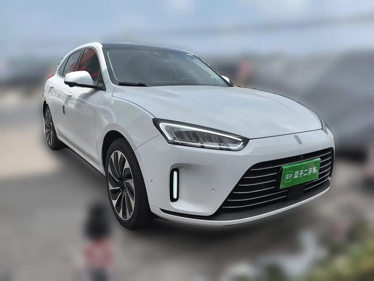 Hima AITO M5 2022 Extended-Range Four-Wheel Drive Ultimate Edition — миниатюра 3