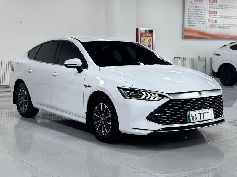 Qin PLUS DM 2024 Glory Edition DM-i 55KM Leading Model — миниатюра 3