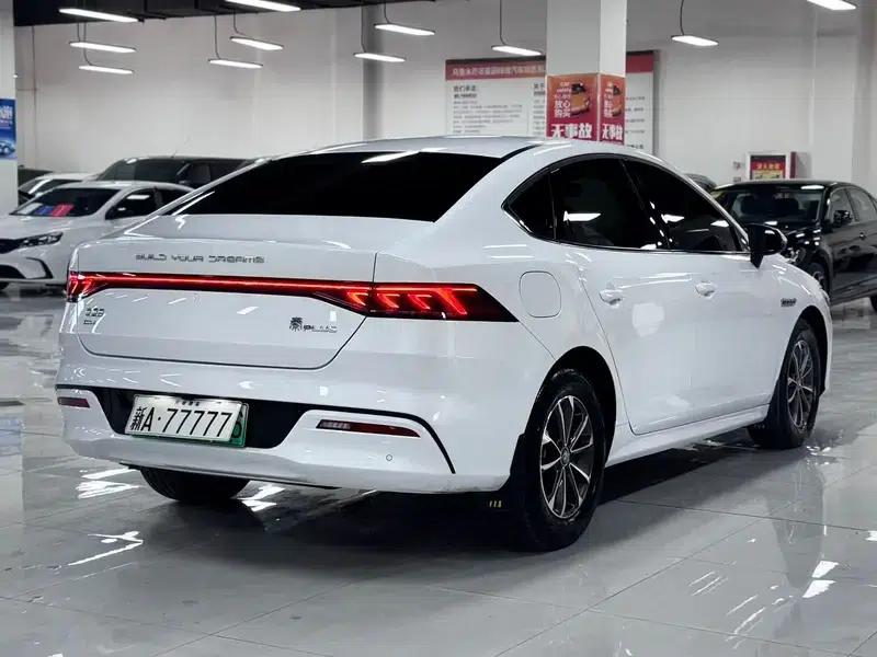 Qin PLUS DM 2024 Glory Edition DM-i 55KM Leading Model — миниатюра 6