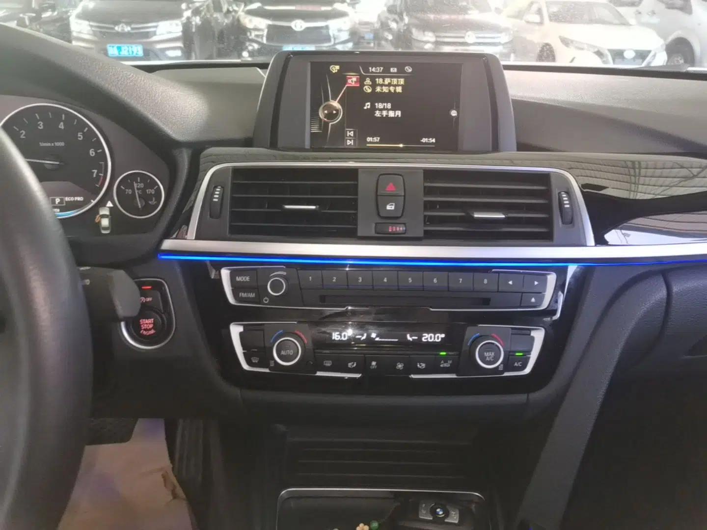 BMW 3 Series 2017 320Li Fashion Model — миниатюра 15