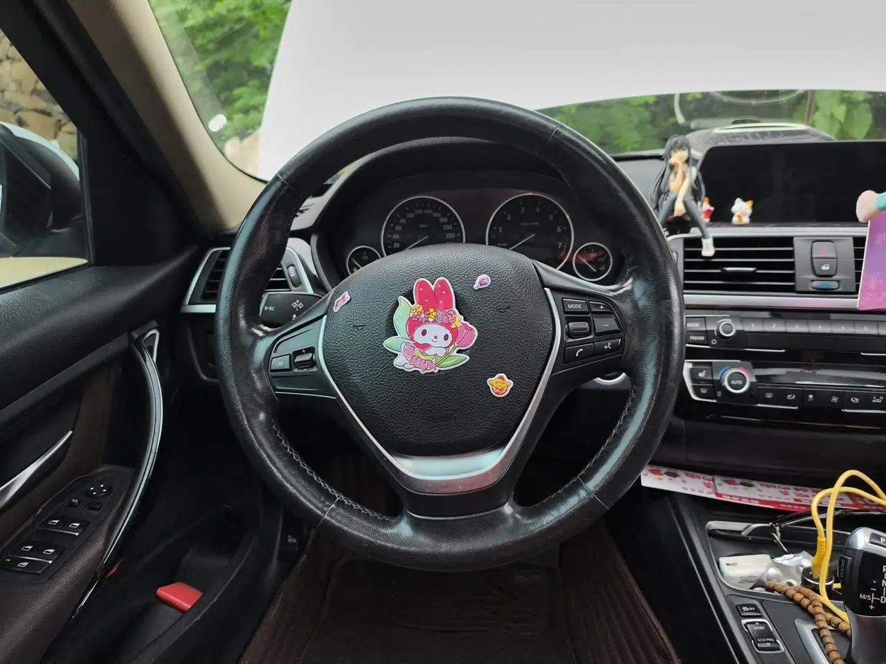 BMW 3 Series 2018 320Li Fashion Model — миниатюра 10