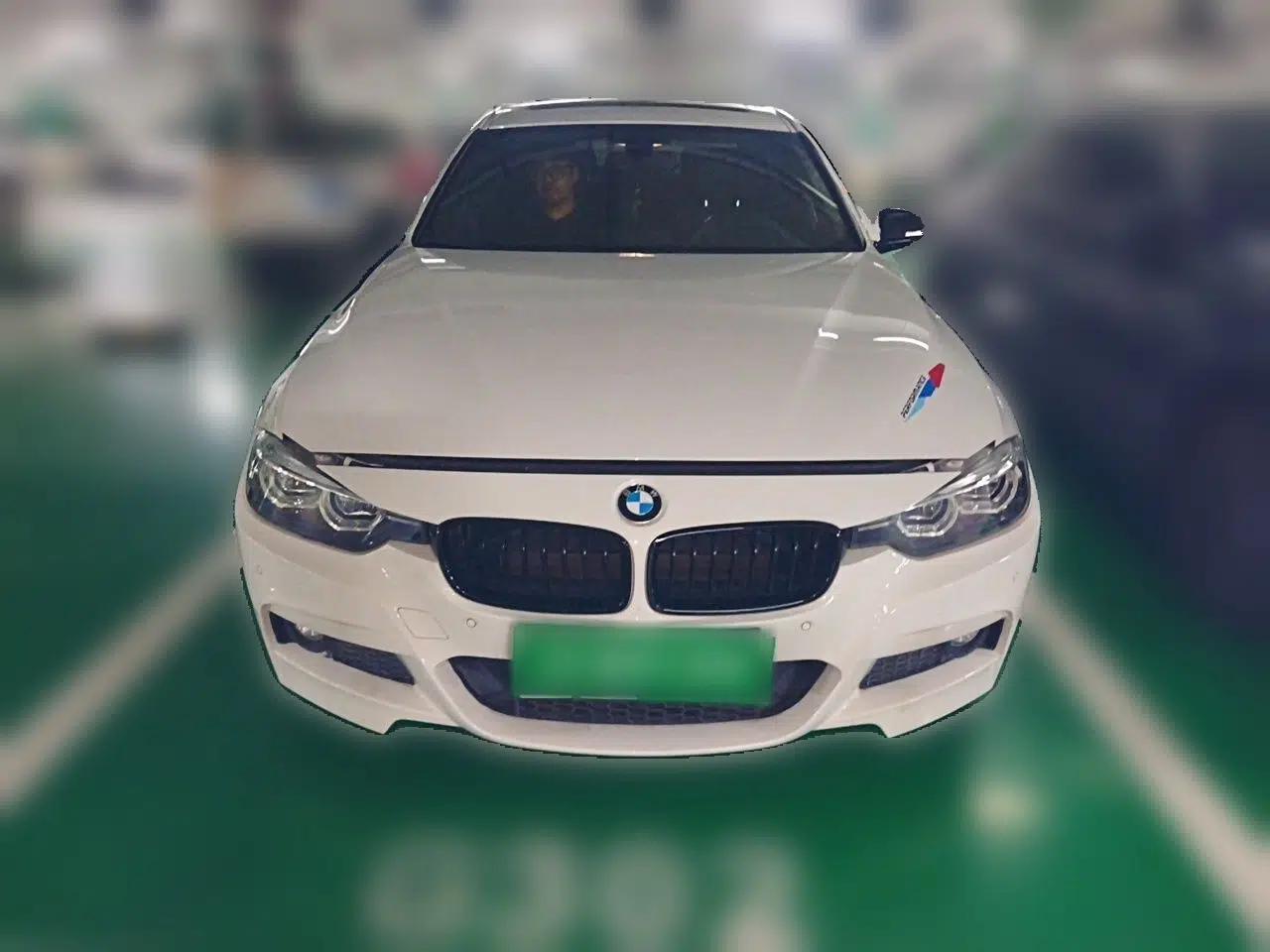 BMW 3 Series 2019 320i M Sport Night Edition — миниатюра 2