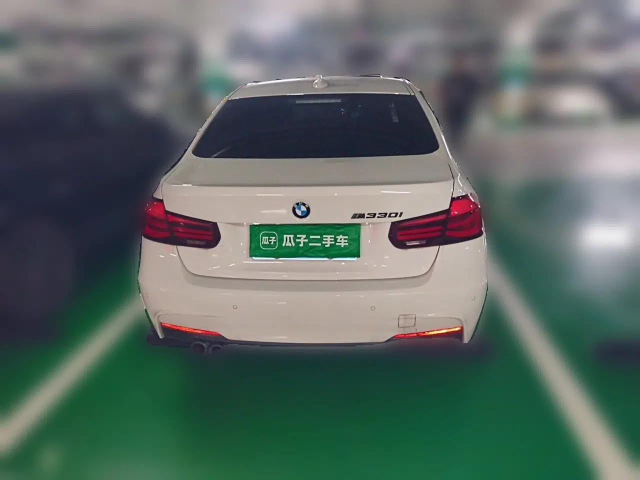 BMW 3 Series 2019 320i M Sport Night Edition — миниатюра 5