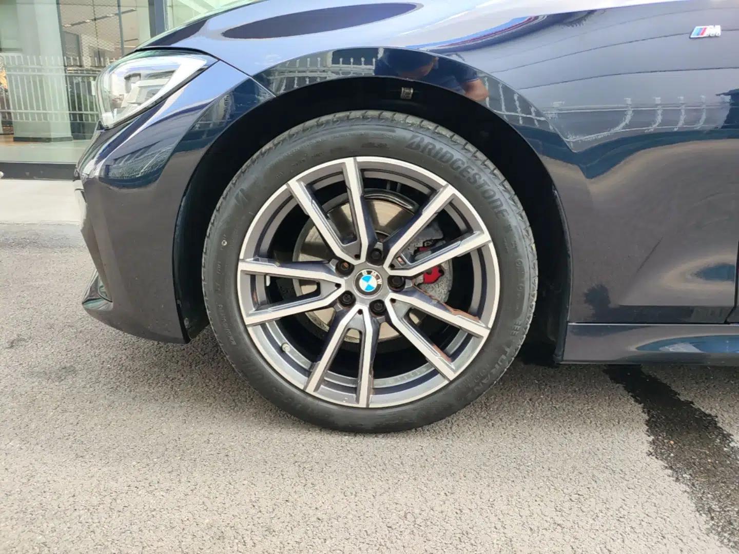 BMW 3 Series 2021 320Li M Sport Package — миниатюра 10