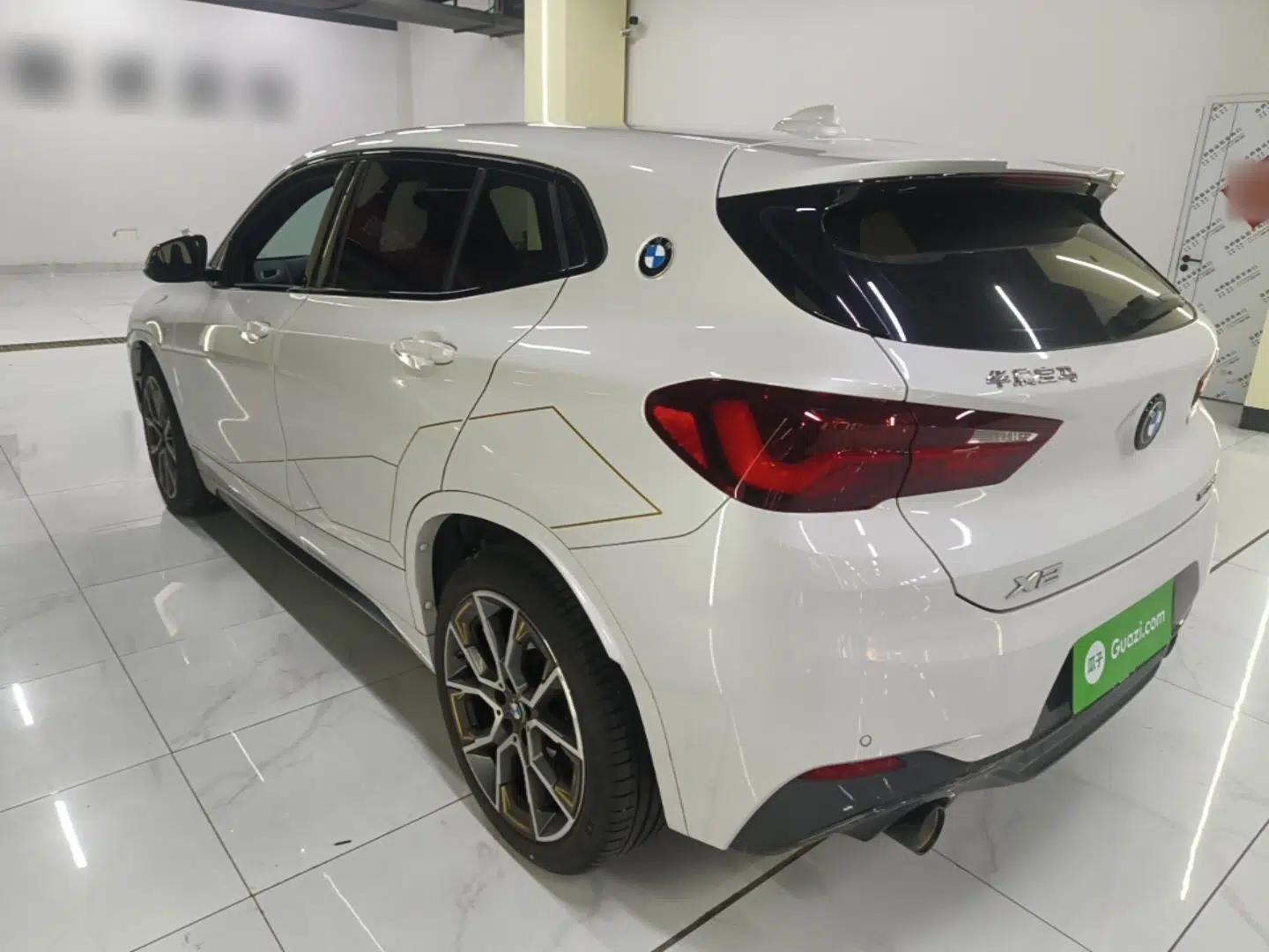 BMW X2 2023 sDrive 25i Shining Edition — миниатюра 4