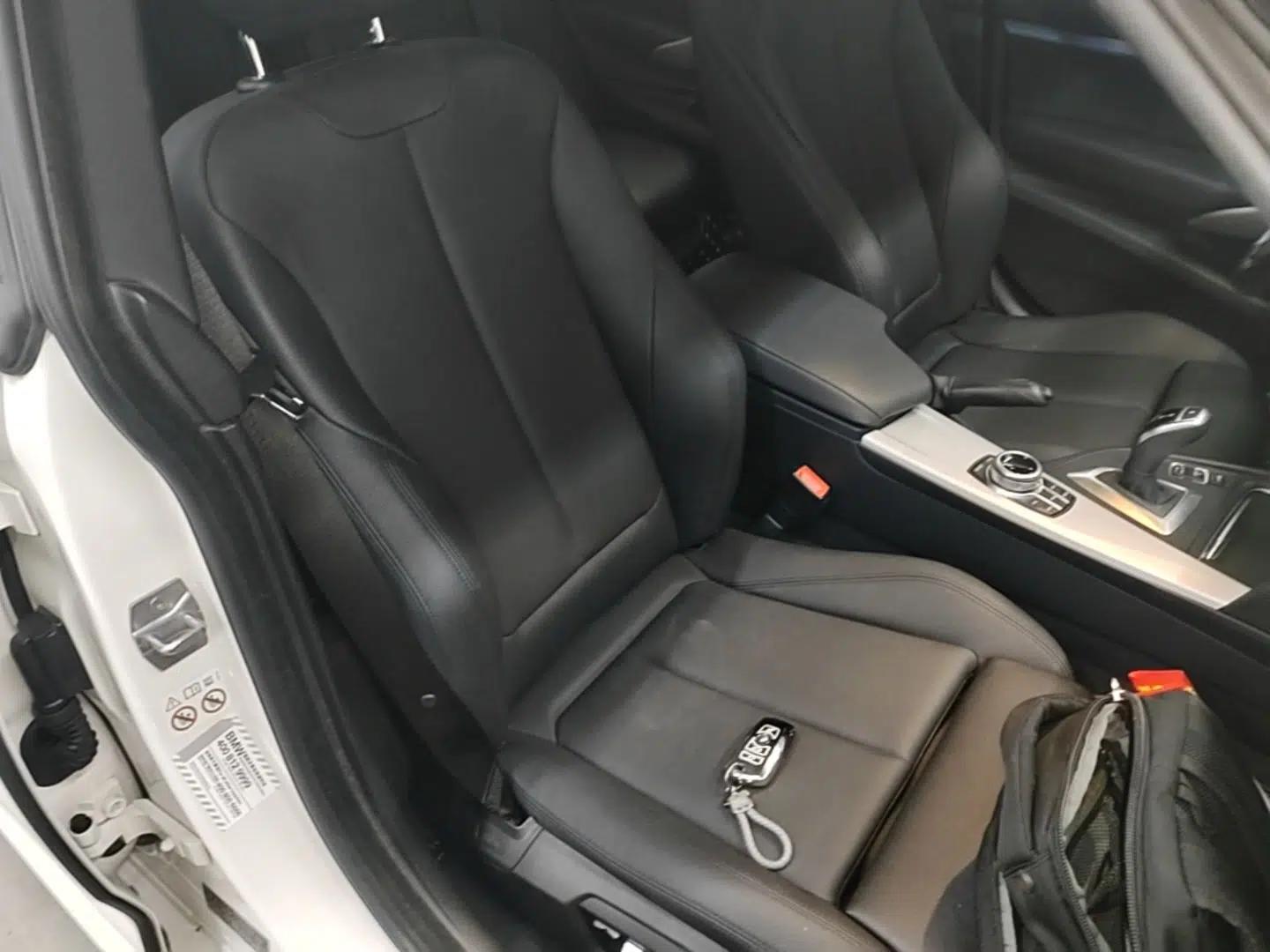 BMW 3 Series GT 2018 320i M Sport Edition — миниатюра 19