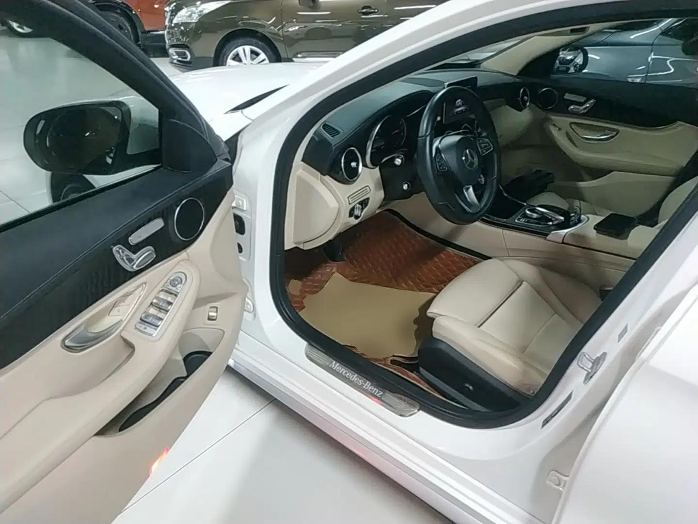 Mercedes-Benz C-Class 2015 C 200 L Sport Edition — миниатюра 18