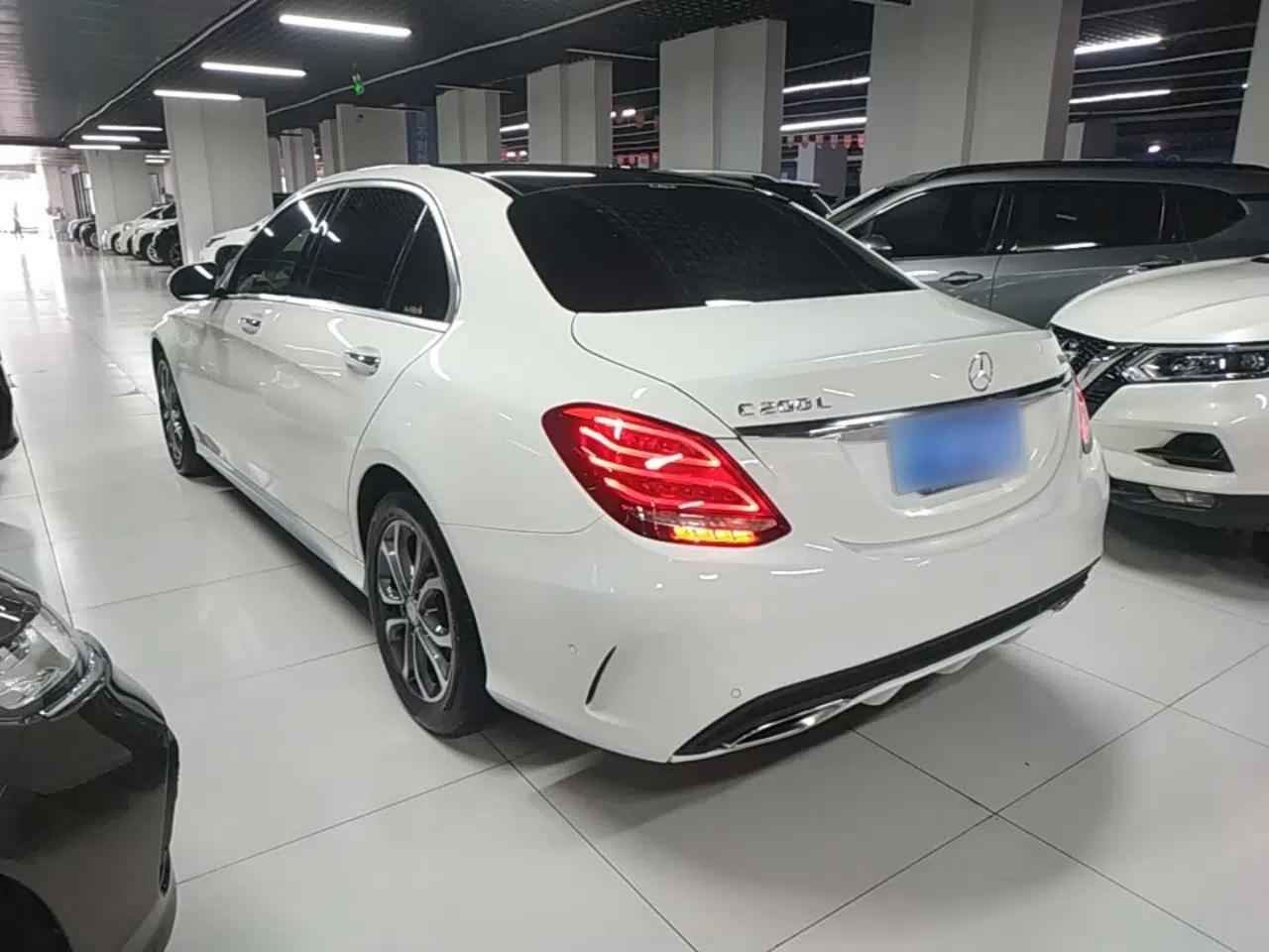 Mercedes-Benz C-Class 2015 C 200 L Sport Edition — миниатюра 4