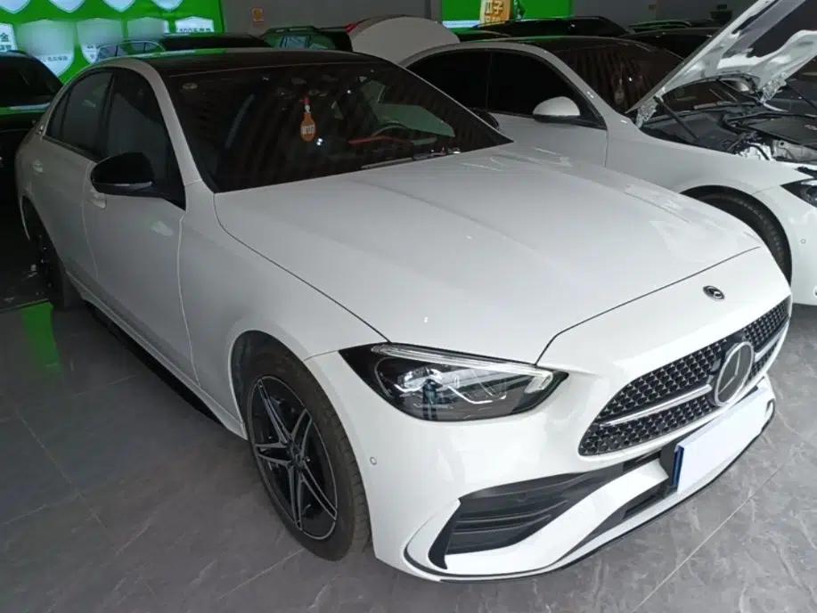 Mercedes-Benz C-Class 2025 C 260 L Obsidian Night Sport Edition — миниатюра 3
