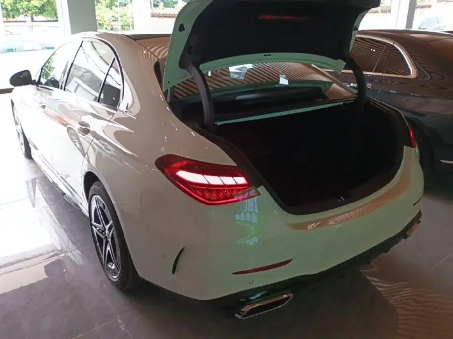 Mercedes-Benz C-Class 2025 C 260 L Obsidian Night Sport Edition — миниатюра 4