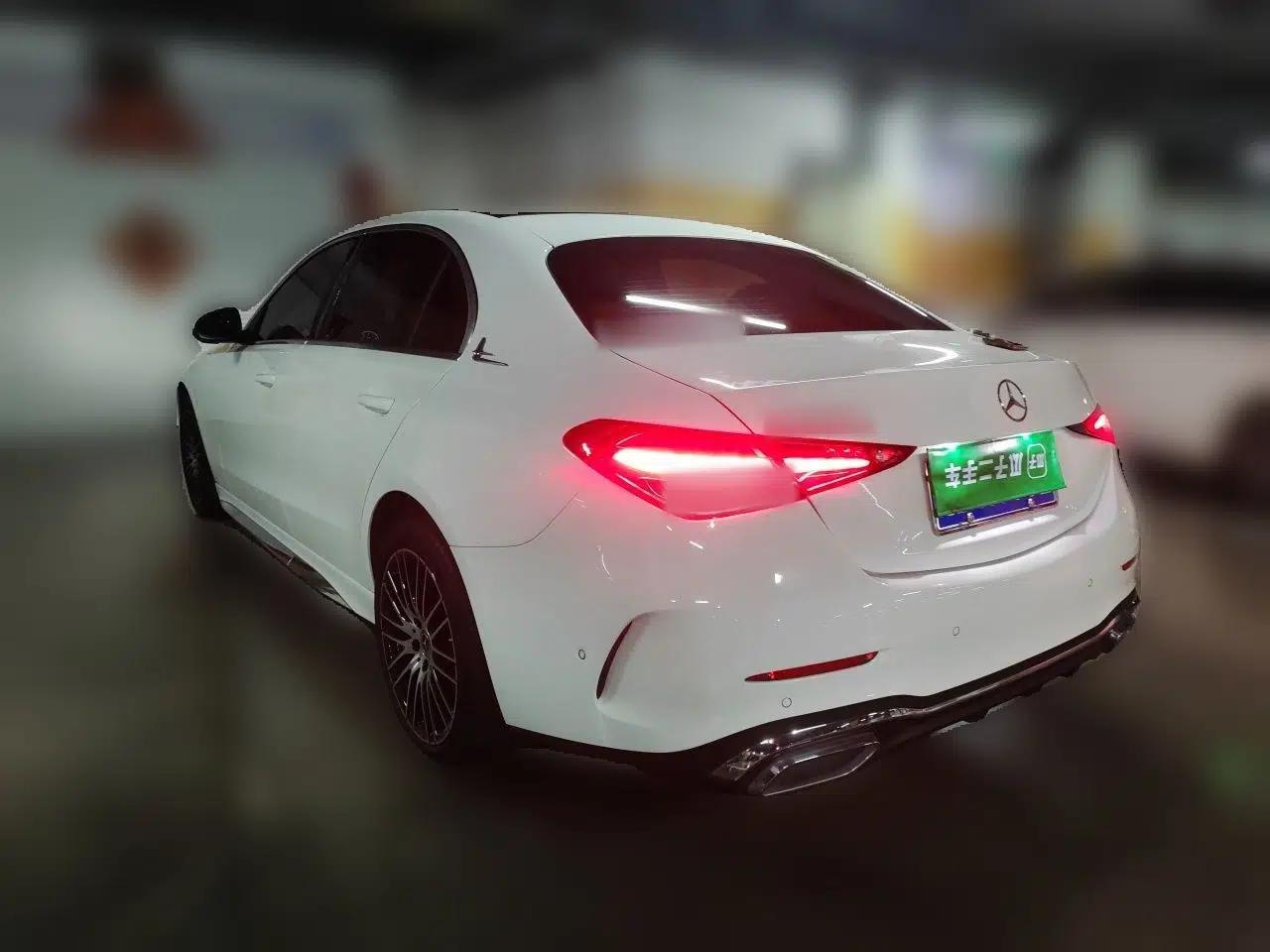 Mercedes-Benz C-Class 2024 Second Facelift C 260 L Sport Edition — миниатюра 4