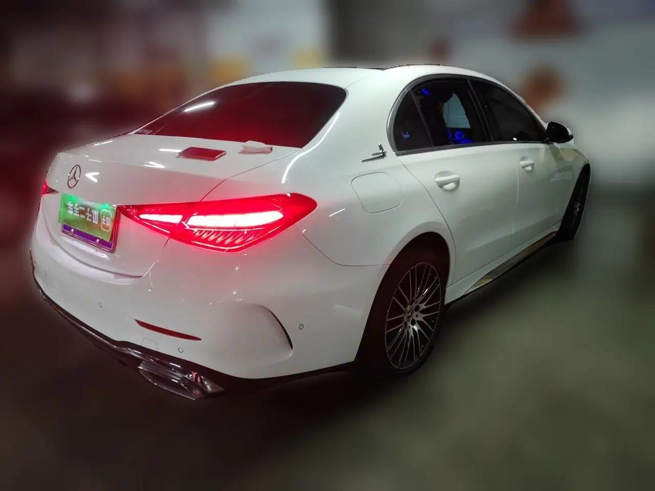 Mercedes-Benz C-Class 2024 Second Facelift C 260 L Sport Edition — миниатюра 6