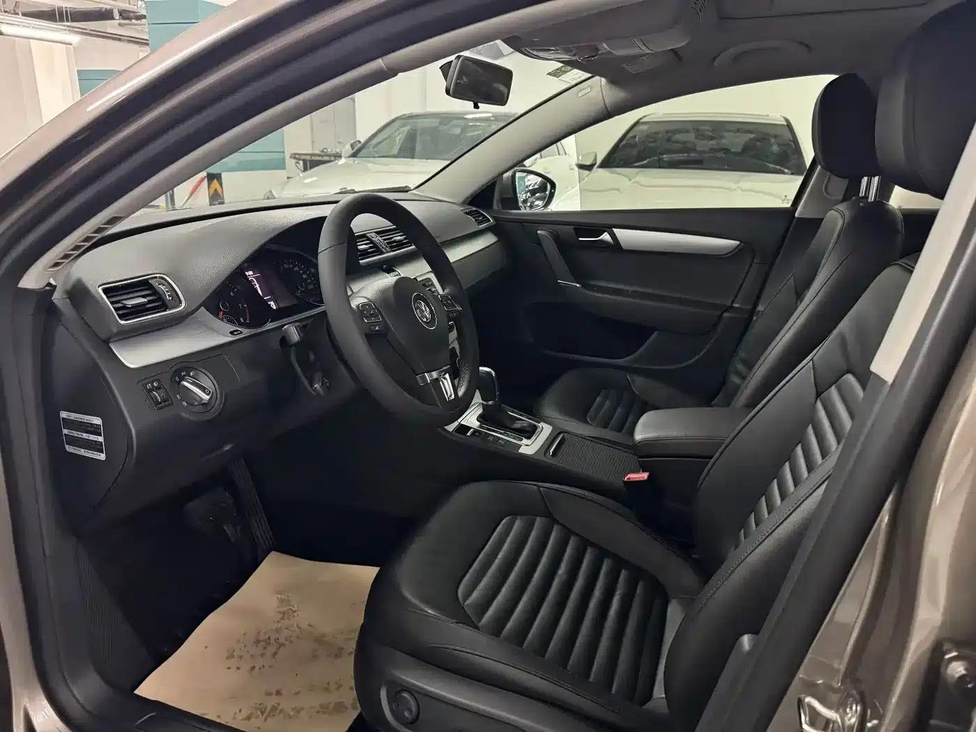 2016 Volkswagen Passat 1.8TSI Smart Comfort Edition — миниатюра 3