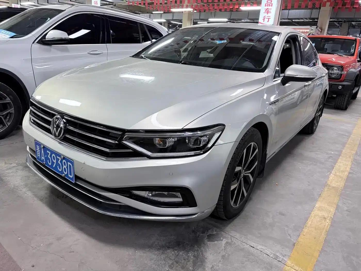 Volkswagen Passat 2021 330TSI DSG 30th Anniversary Edition — миниатюра 1