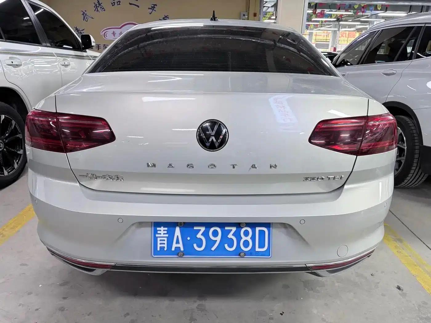 Volkswagen Passat 2021 330TSI DSG 30th Anniversary Edition — миниатюра 17