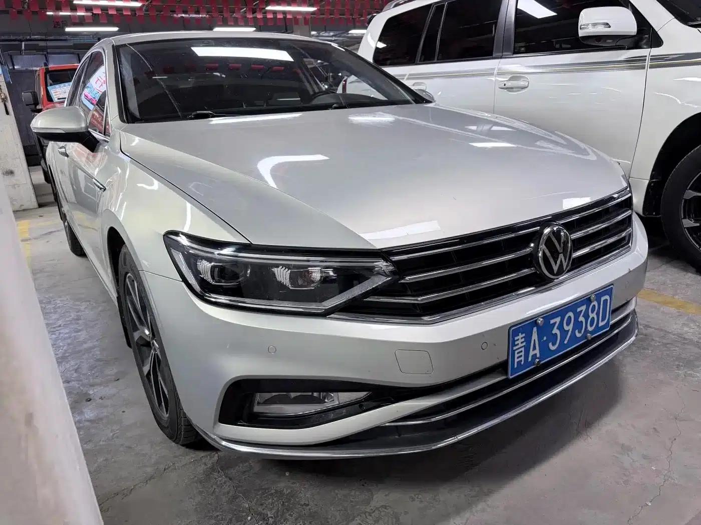 Volkswagen Passat 2021 330TSI DSG 30th Anniversary Edition — миниатюра 3