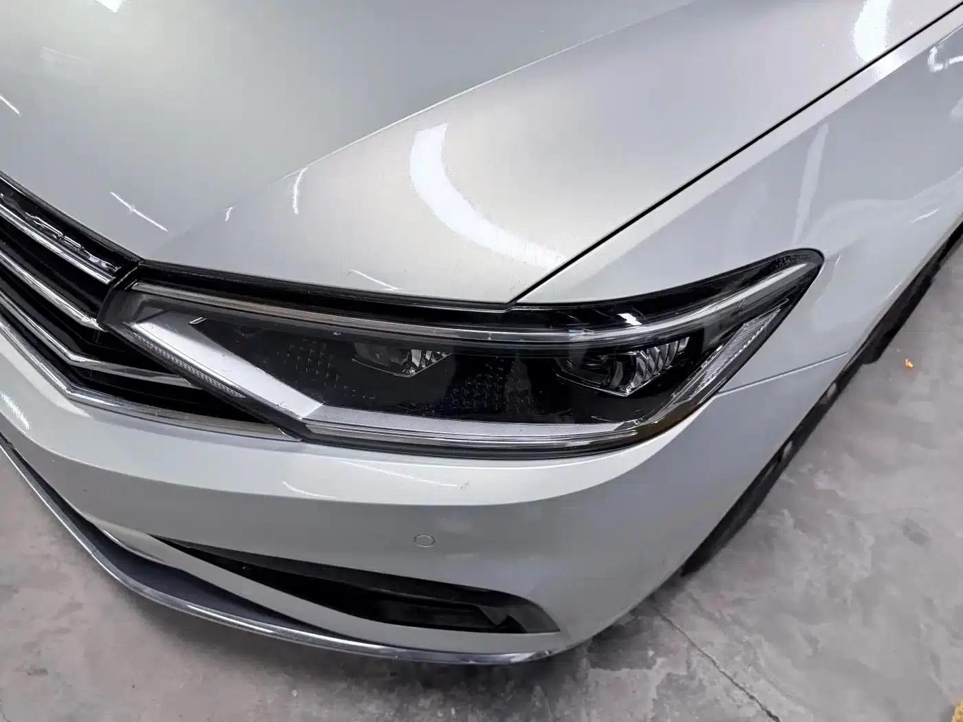 Volkswagen Passat 2021 330TSI DSG 30th Anniversary Edition — миниатюра 4