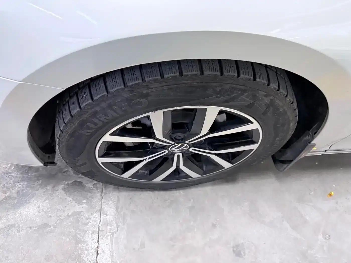 Volkswagen Passat 2021 330TSI DSG 30th Anniversary Edition — миниатюра 6