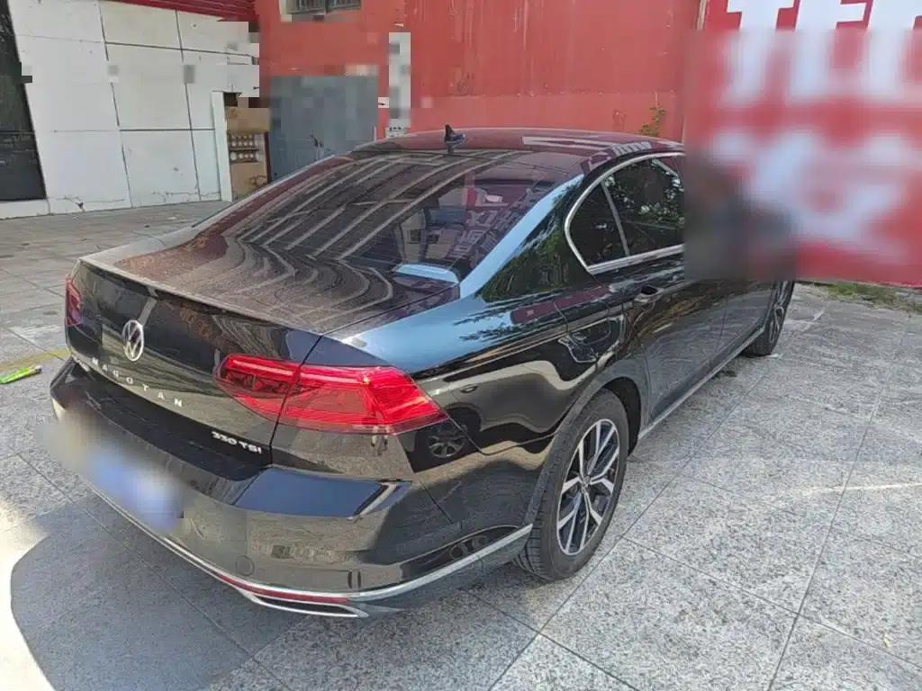 2020 Volkswagen Passat 330TSI DSG Leading Edition — миниатюра 7