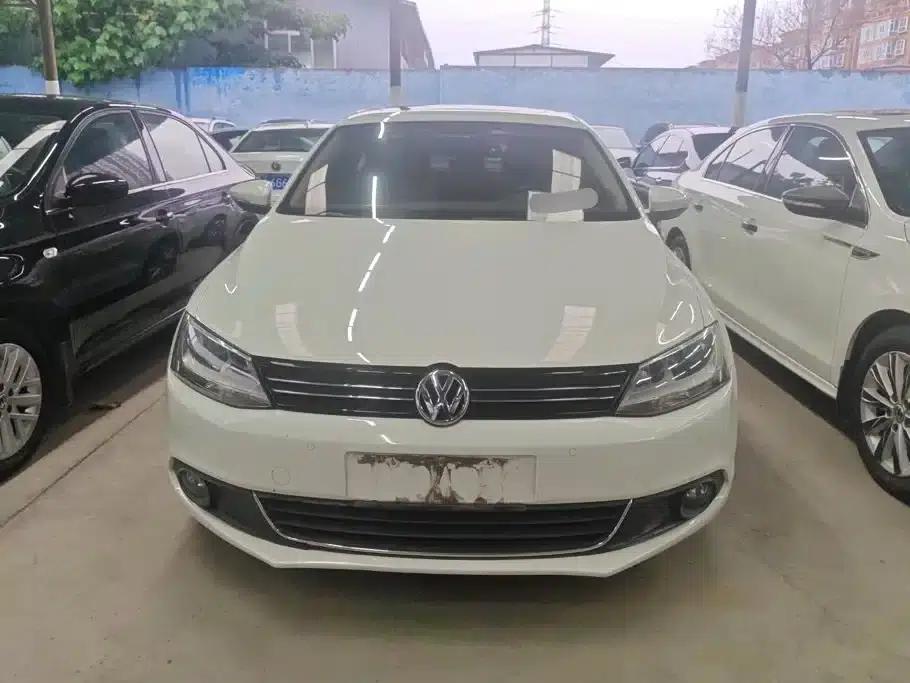 2012 Volkswagen Sagitar 1.4TSI Automatic Fashion Edition — миниатюра 2