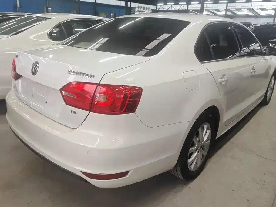 2012 Volkswagen Sagitar 1.4TSI Automatic Fashion Edition — миниатюра 3