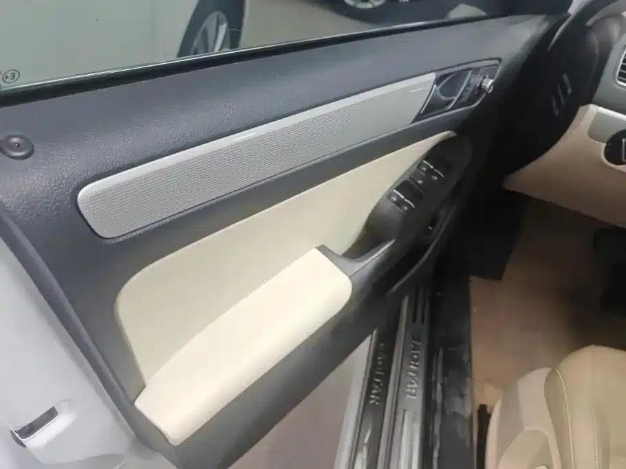 2012 Volkswagen Sagitar 1.4TSI Automatic Fashion Edition — миниатюра 7