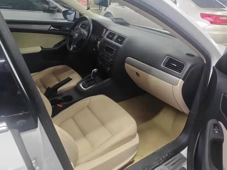 2012 Volkswagen Sagitar 1.4TSI Automatic Fashion Edition — миниатюра 8