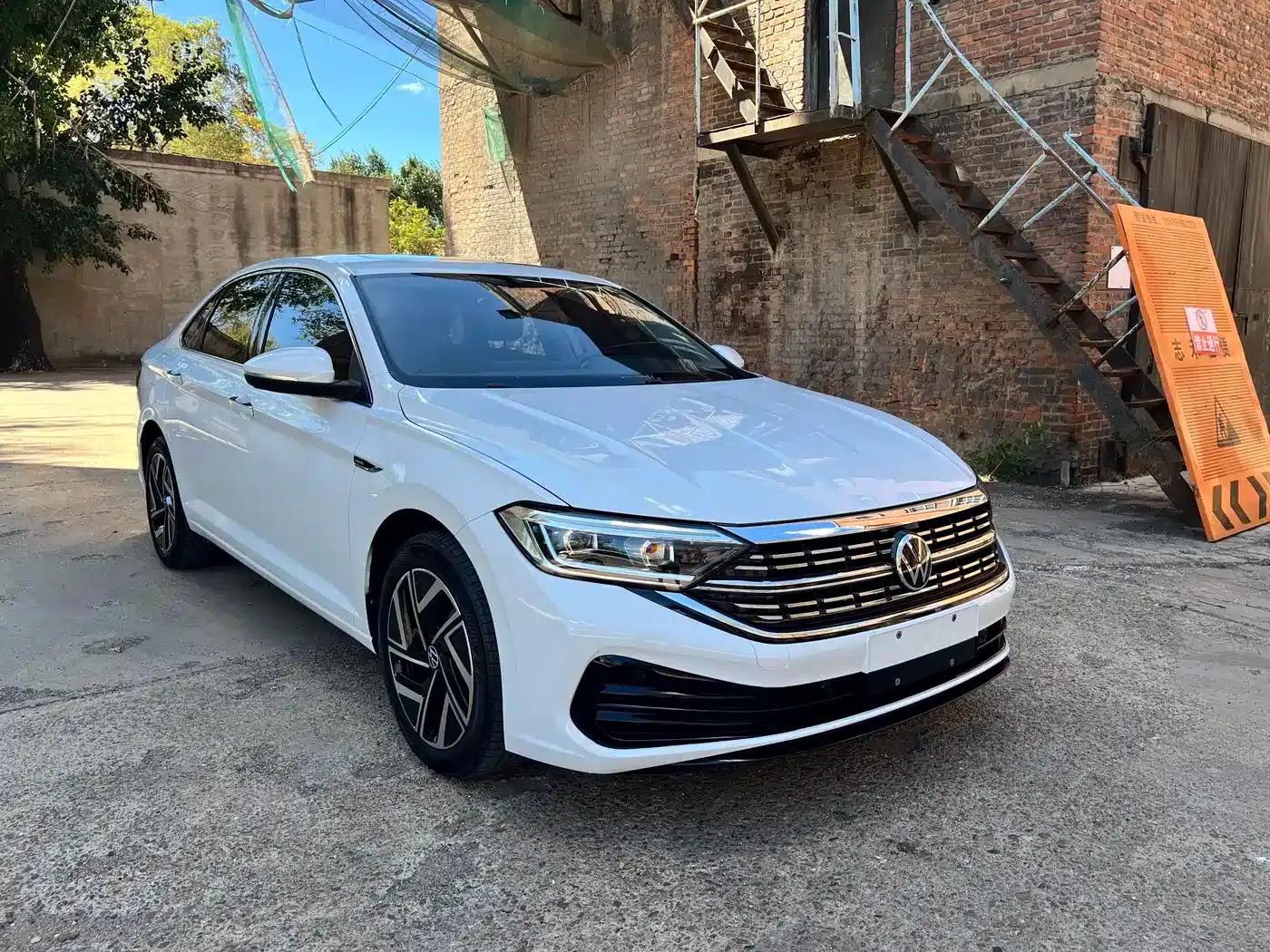 2023 Volkswagen Sagitar 280TSI DSG Beyond Plus Edition — миниатюра 3