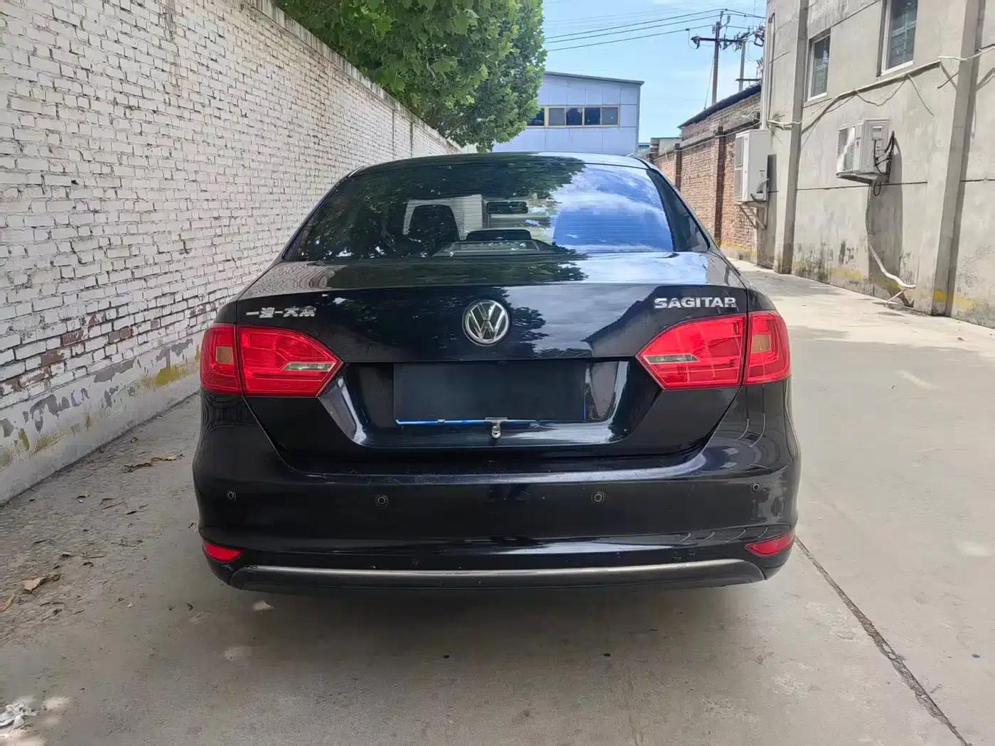 2012 Volkswagen Sagitar 1.6L Automatic Comfort Model — миниатюра 4