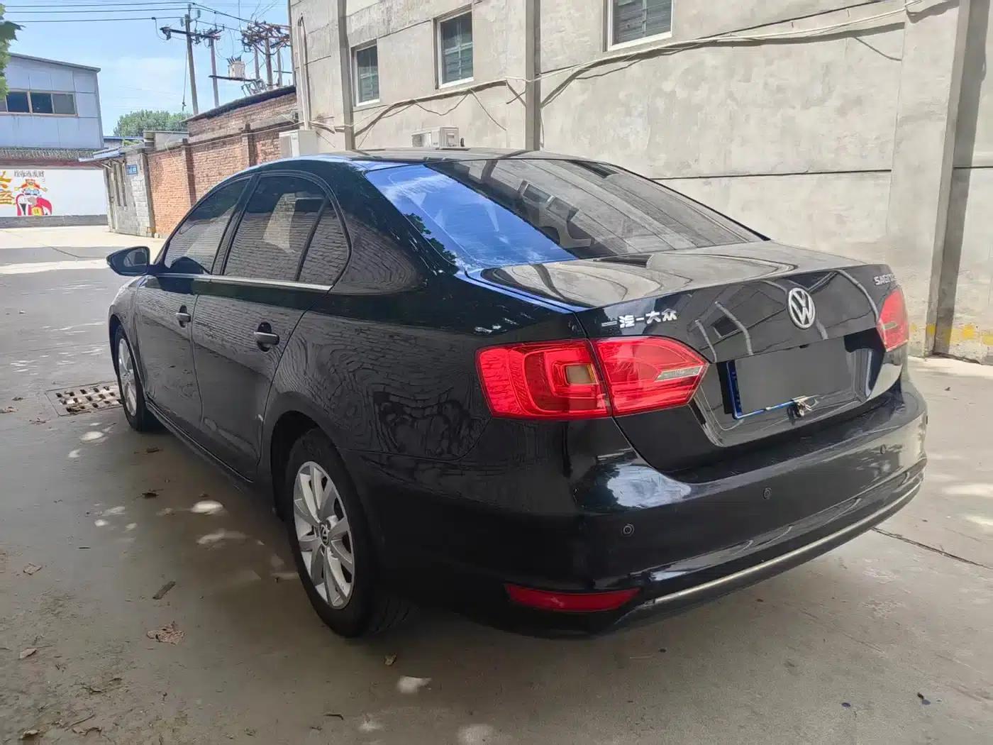 2012 Volkswagen Sagitar 1.6L Automatic Comfort Model — миниатюра 6