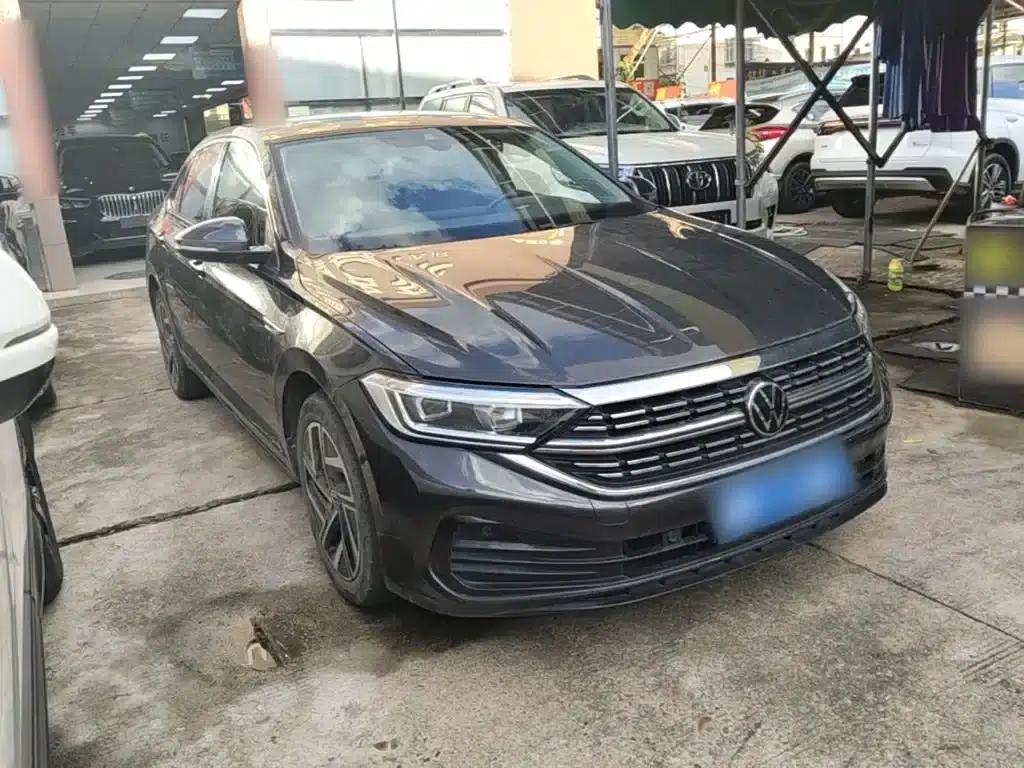 2023 Volkswagen Sagitar 300TSI DSG Super Edition — миниатюра 4